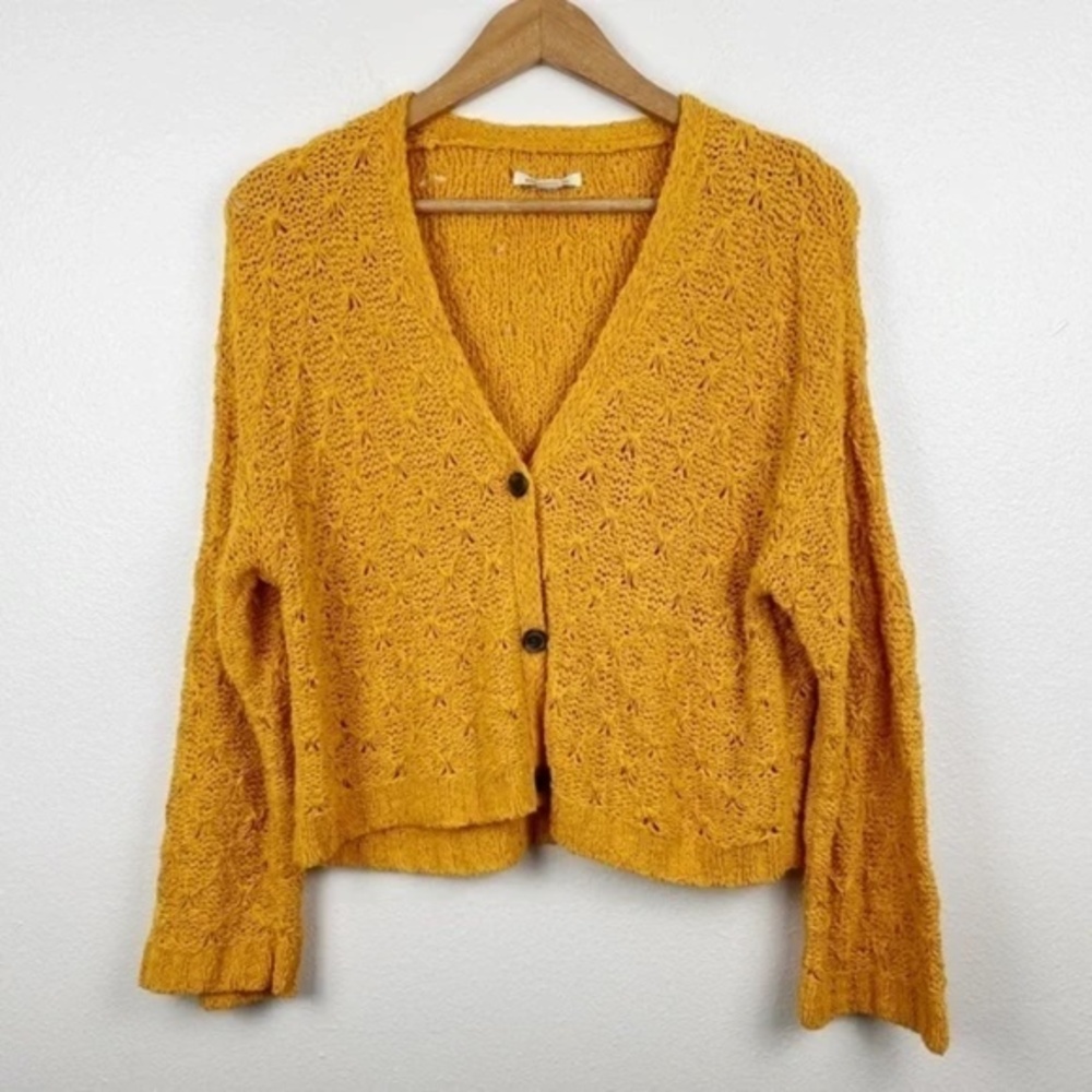 American Eagle 70s Style Mustard Yellow Cardigan
